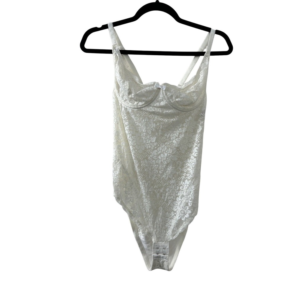 Felina Floral Lace Bodysuit 36C White Underwire Snap Gusset Bridal Coquette